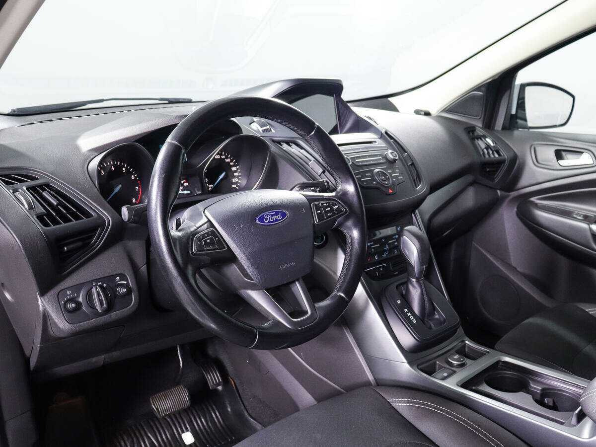 Ford Kuga б/у, 2017, Автоматическая. Фото: #11