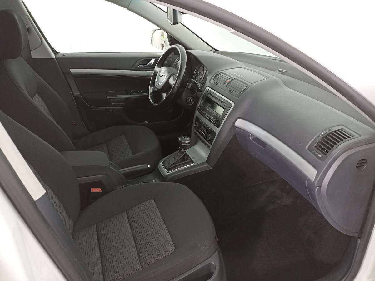 Skoda Octavia б/у, 2012, Автоматическая. Фото: #10