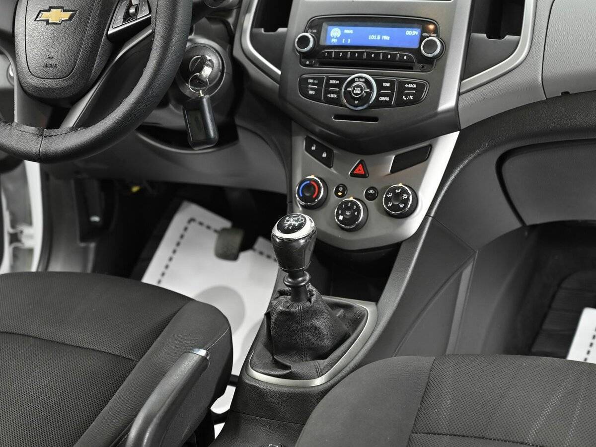 Chevrolet Aveo б/у, 2012, Механическая. Фото: #8