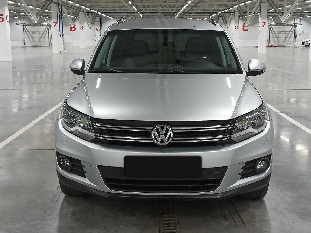 Volkswagen Tiguan б/у, 2012, Механическая. Фото: #1