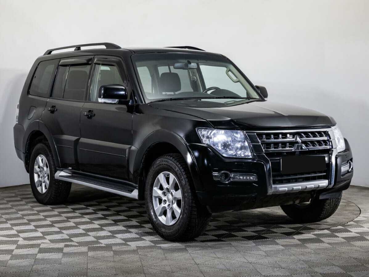 Mitsubishi Pajero б/у, 2018, Автоматическая. Фото: #2