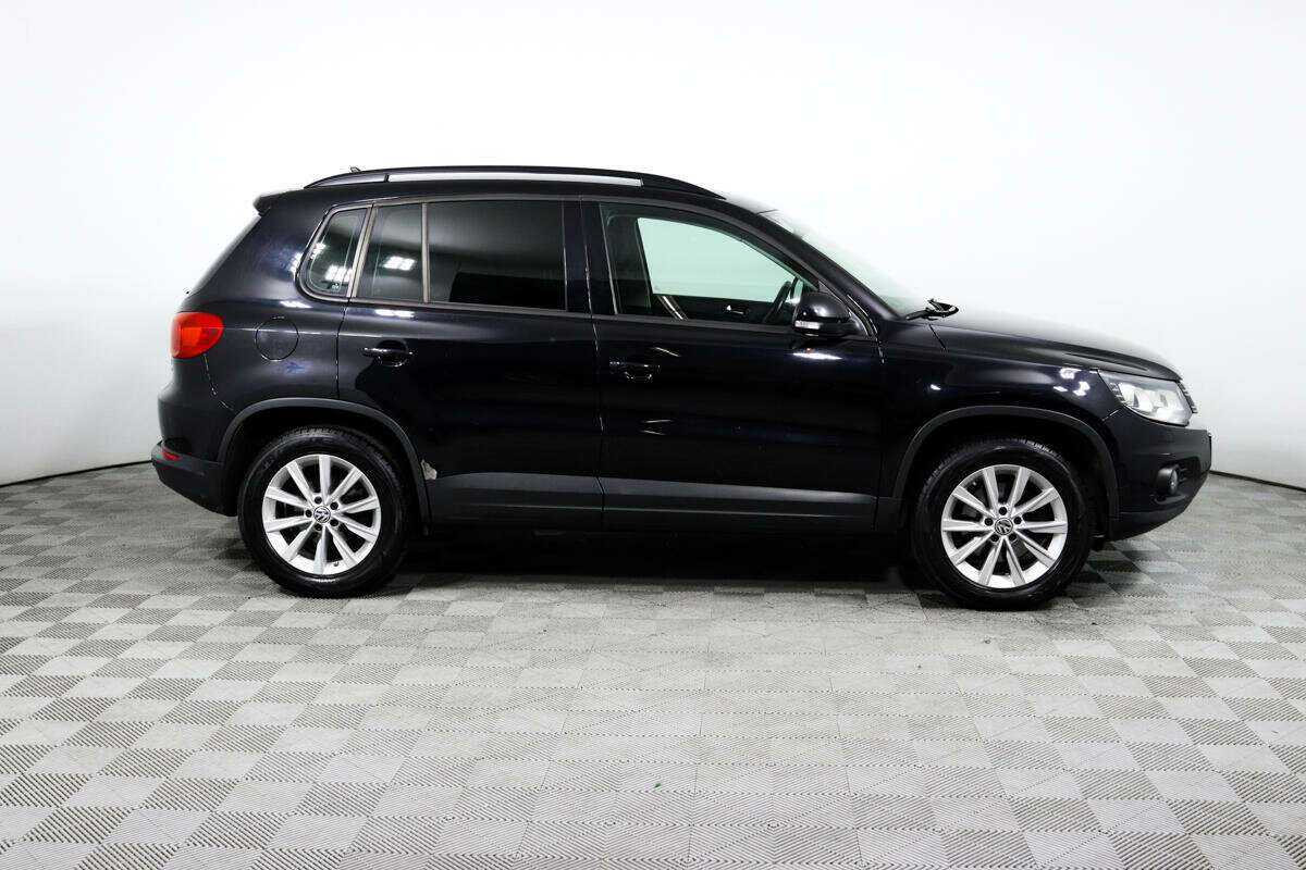 Volkswagen Tiguan б/у, 2013, Автоматическая. Фото: #3