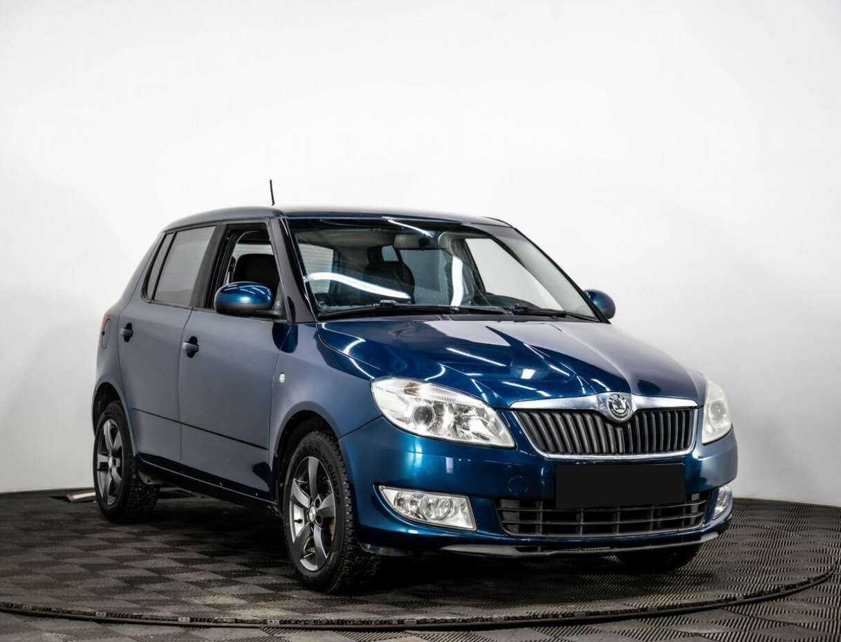 Skoda Fabia б/у, 2012, Механическая. Фото: #2