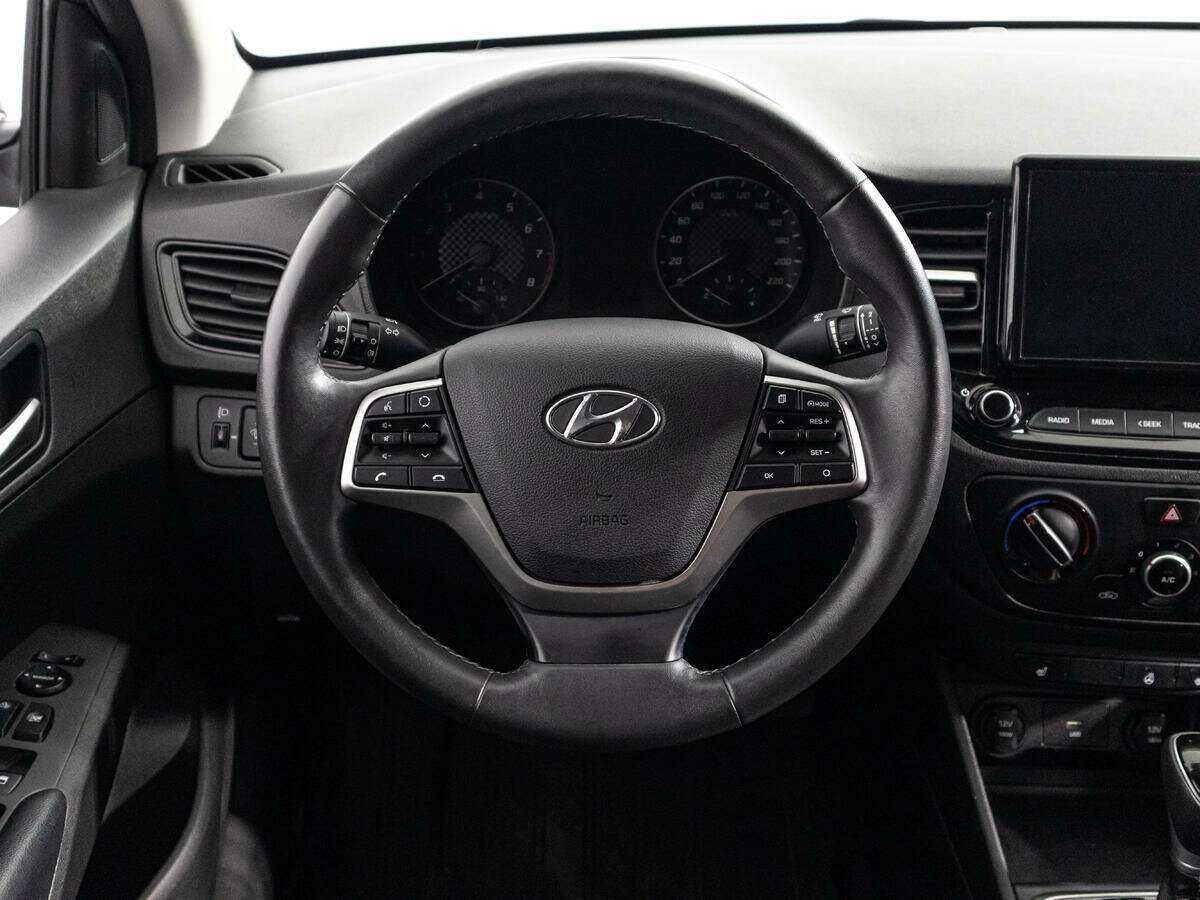 Hyundai Solaris б/у, 2021, Автоматическая. Фото: #14