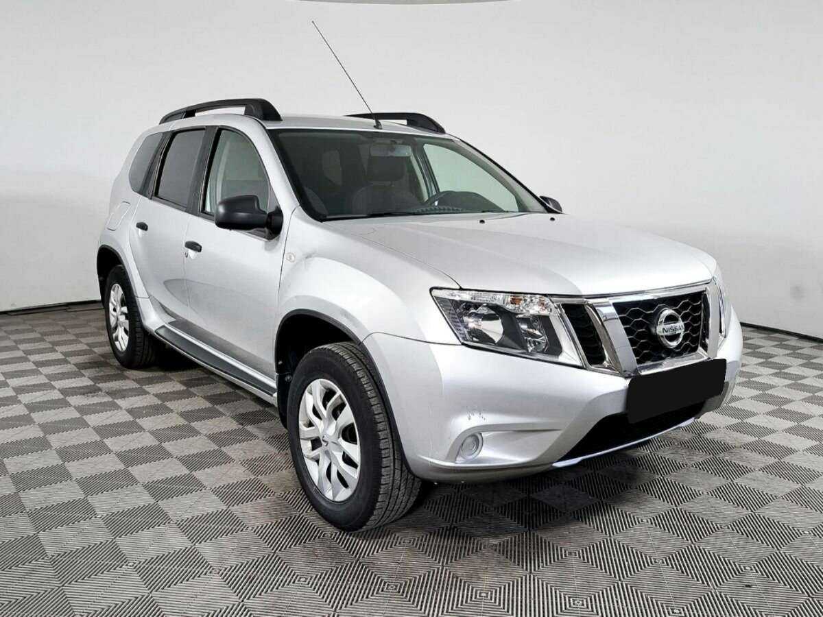 Nissan Terrano б/у, 2019, Механическая. Фото: #2