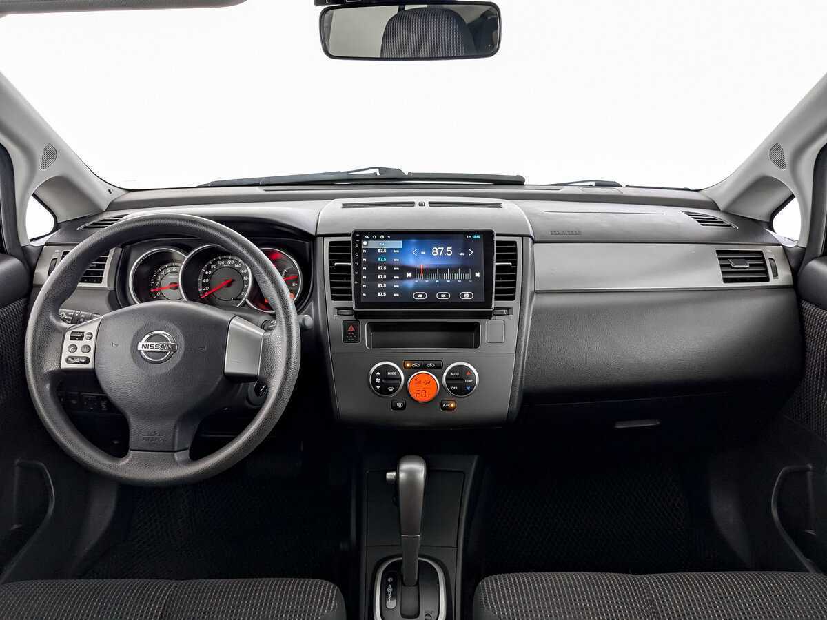 Nissan Tiida б/у, 2013, Автоматическая. Фото: #11
