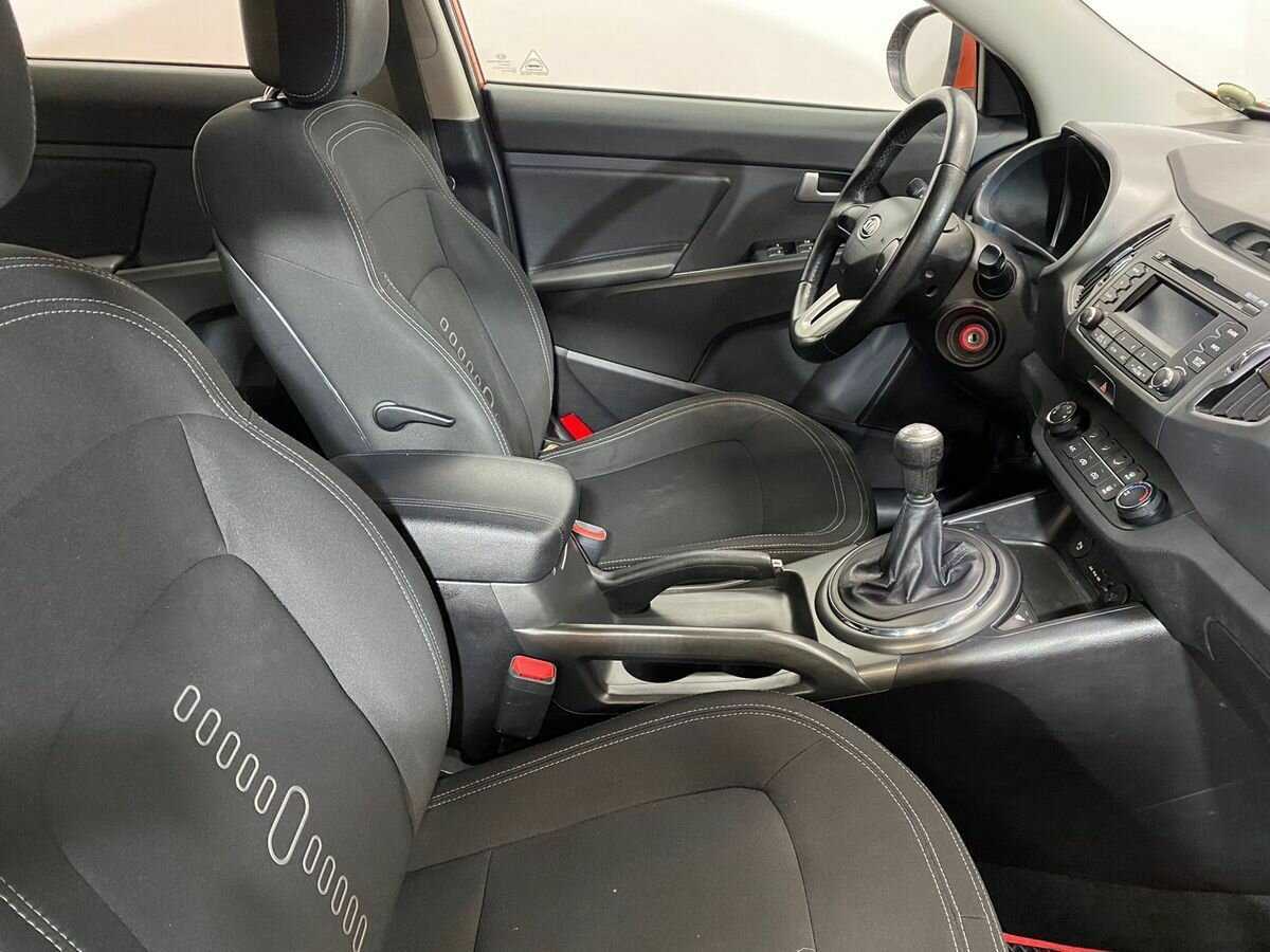 Kia Sportage б/у, 2012, Механическая. Фото: #9