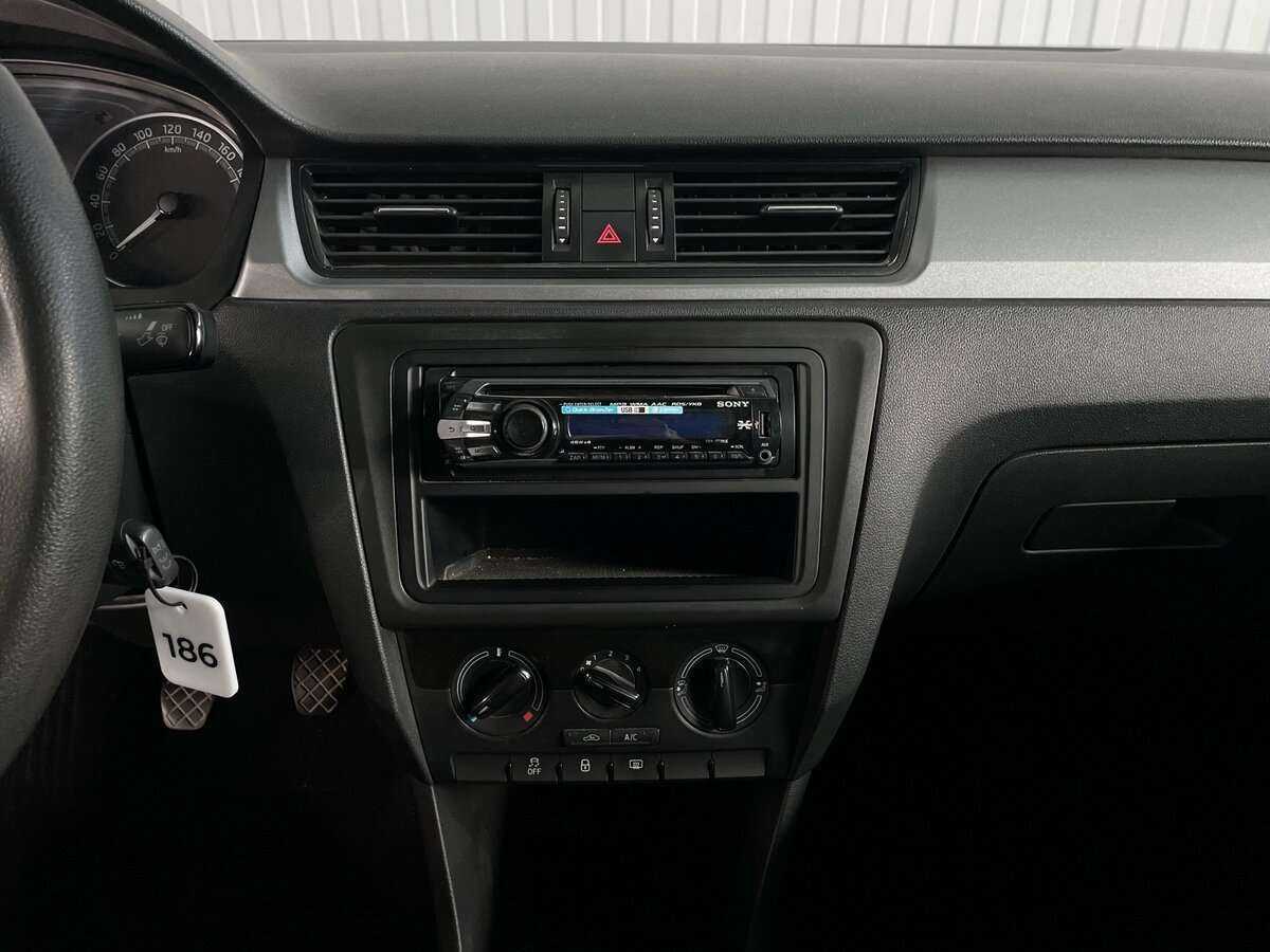 Skoda Rapid б/у, 2019, Механическая. Фото: #10