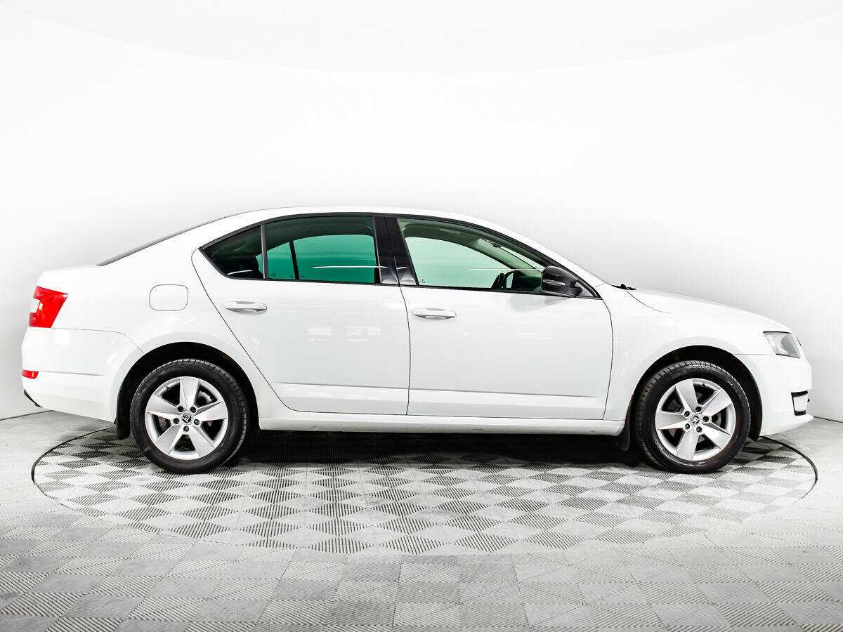 Skoda Octavia б/у, 2016, Роботизированная. Фото: #3
