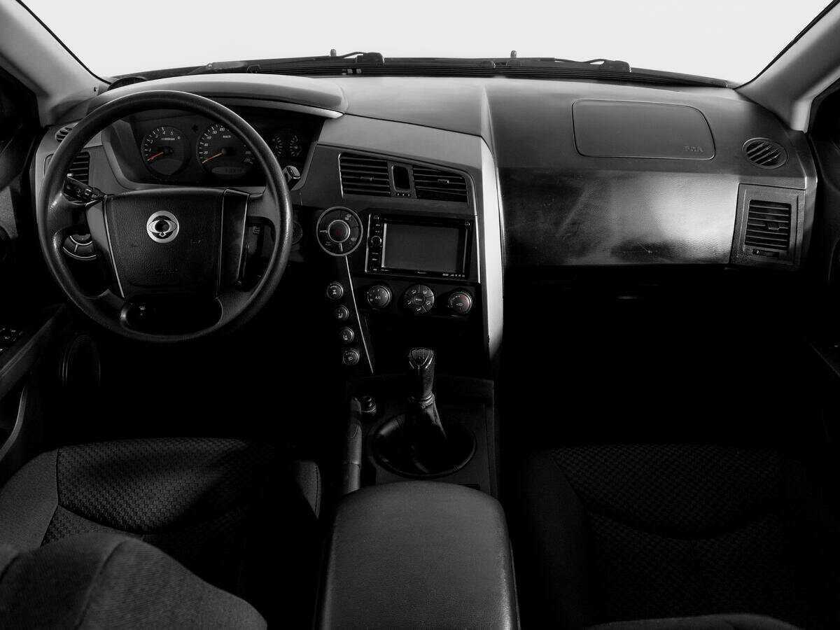 SsangYong Kyron б/у, 2012, Механическая. Фото: #11