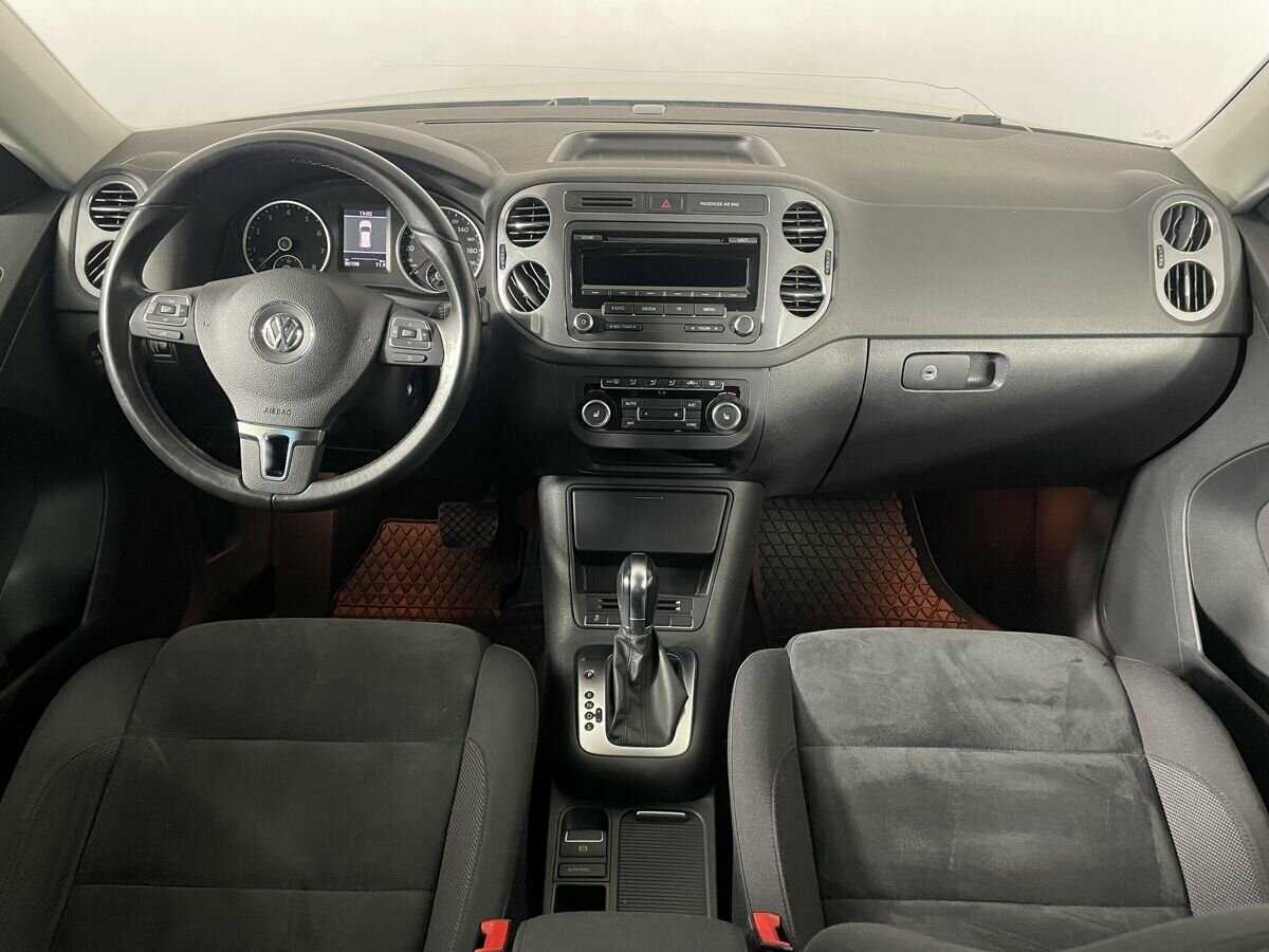 Volkswagen Tiguan б/у, 2012, Автоматическая. Фото: #6