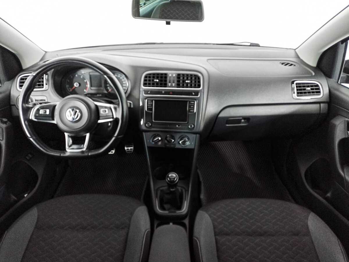 Volkswagen Polo б/у, 2018, Механическая. Фото: #11