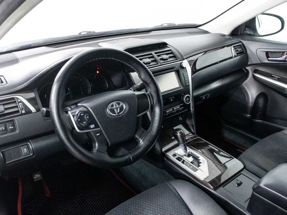 Toyota Camry б/у, 2014, Автоматическая. Фото: #10