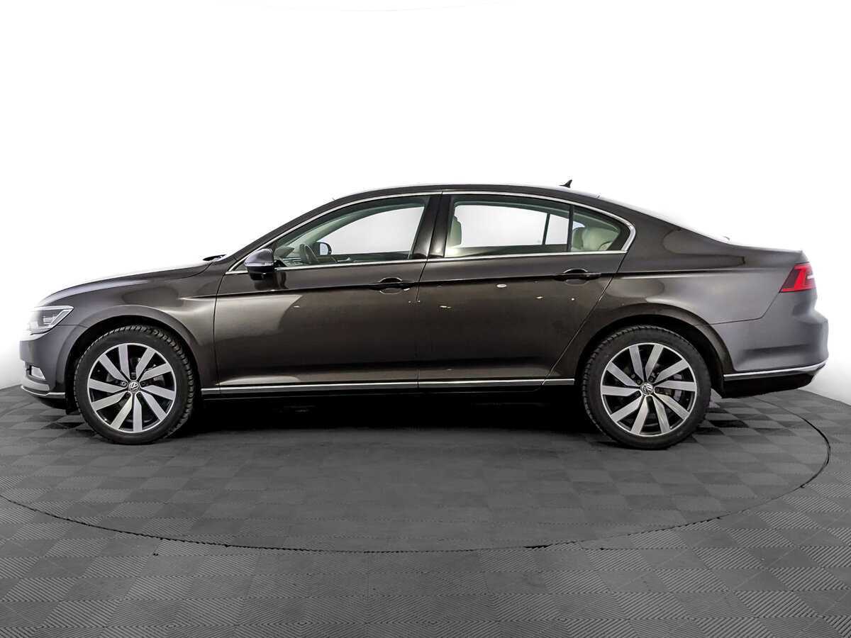 Volkswagen Passat б/у, 2017, Роботизированная. Фото: #7