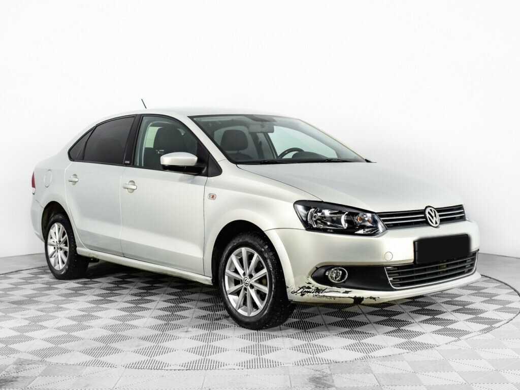 Volkswagen Polo б/у, 2015, Механическая. Фото: #2