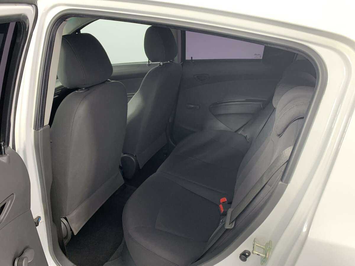 Chevrolet Spark б/у, 2013, Автоматическая. Фото: #9