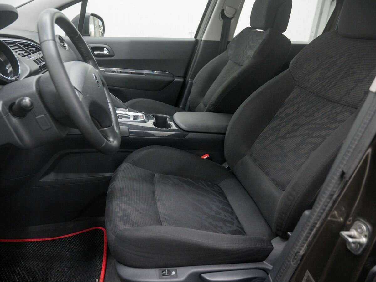 Peugeot 3008 б/у, 2012, Автоматическая. Фото: #13