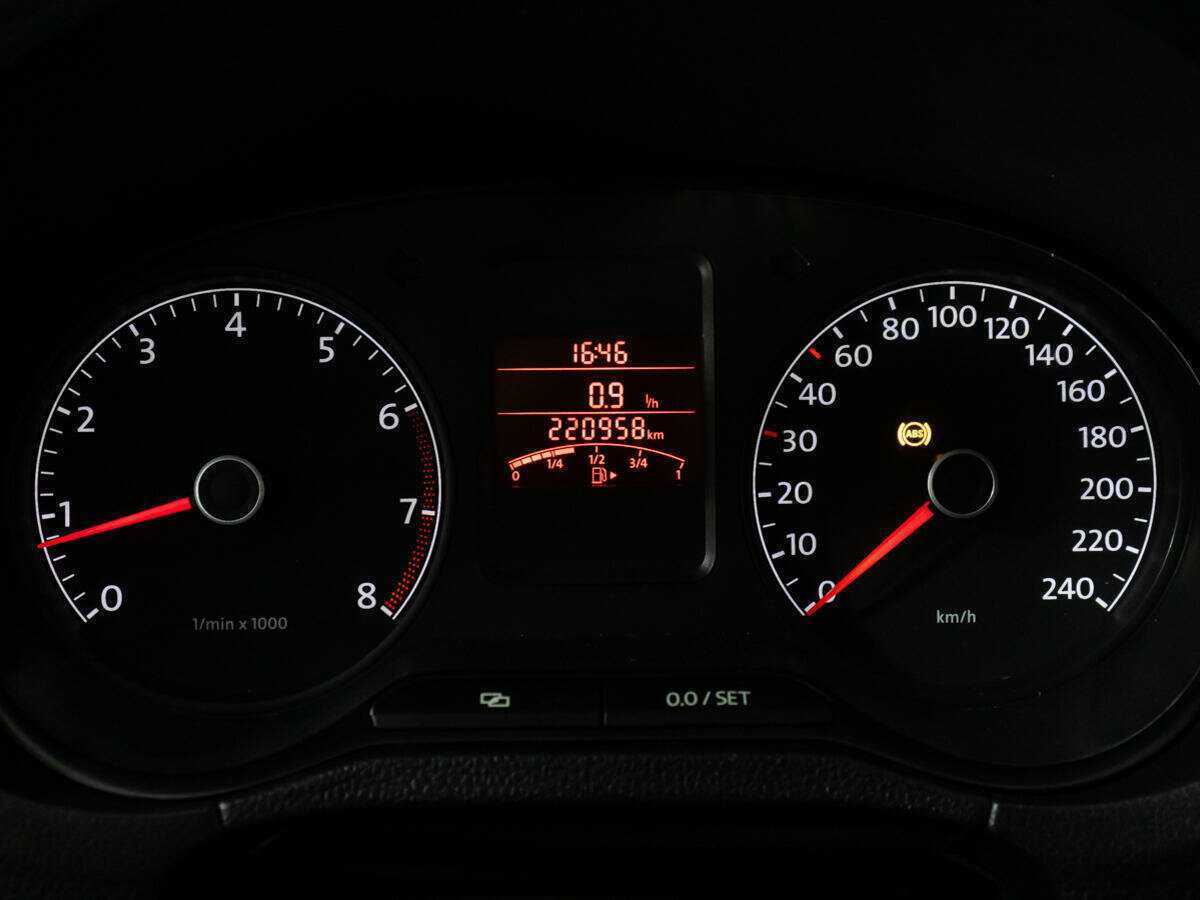 Volkswagen Polo б/у, 2013, Механическая. Фото: #11
