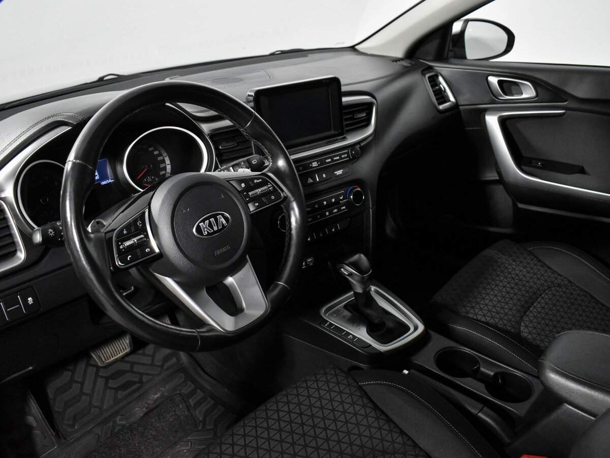 Kia Ceed б/у, 2019, Автоматическая. Фото: #8