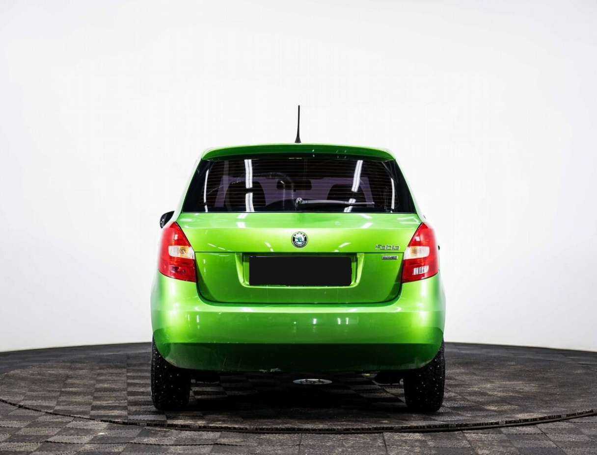 Skoda Fabia б/у, 2012, Механическая. Фото: #4