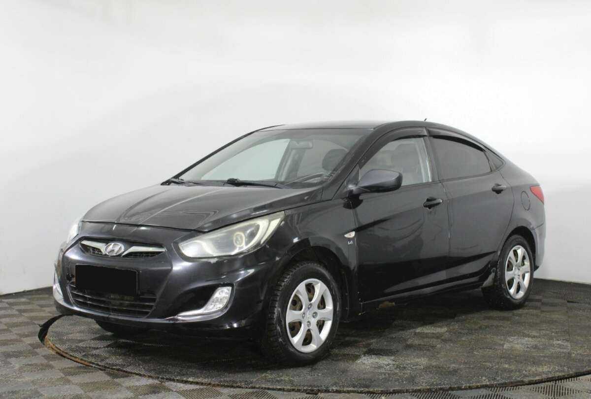 Hyundai Solaris б/у, 2013, Механическая. Фото: #0