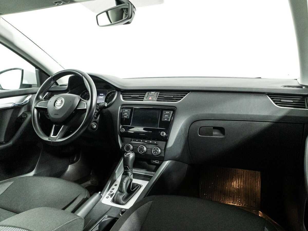 Skoda Octavia б/у, 2019, Автоматическая. Фото: #8