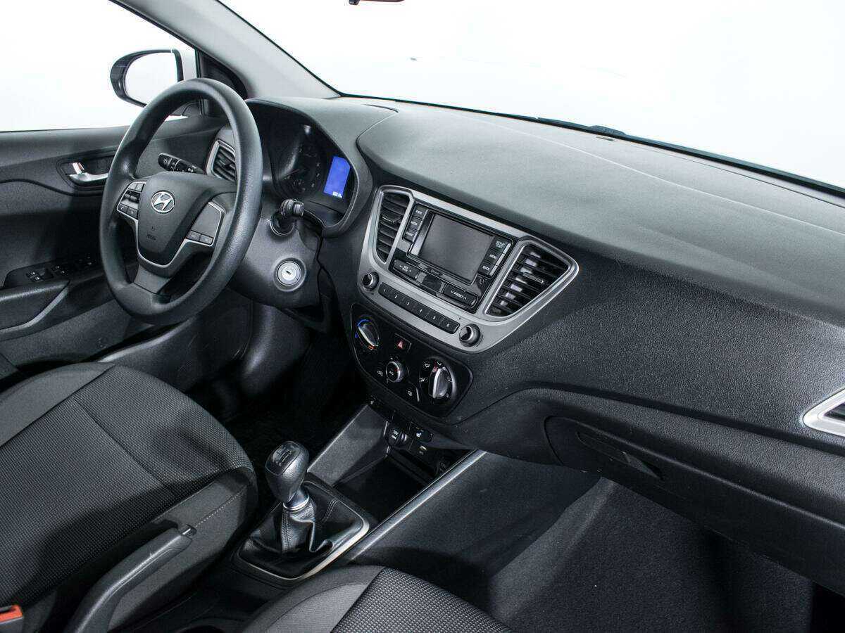 Hyundai Solaris б/у, 2021, Механическая. Фото: #8