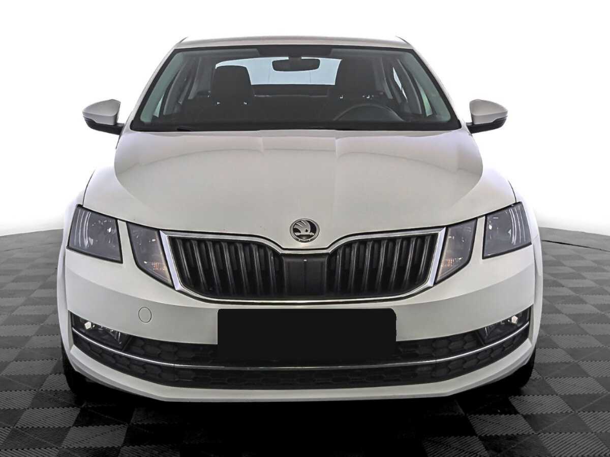 Skoda Octavia б/у, 2017, Автоматическая. Фото: #1