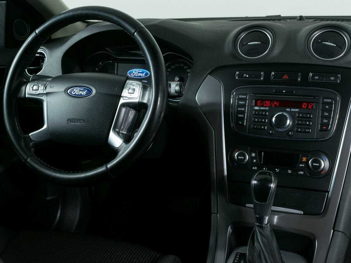Ford Mondeo б/у, 2013, Автоматическая. Фото: #11