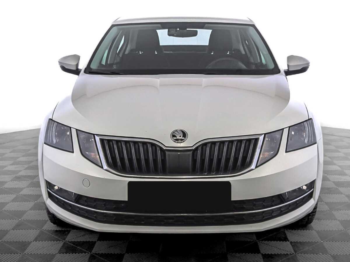 Skoda Octavia б/у, 2017, Автоматическая. Фото: #1