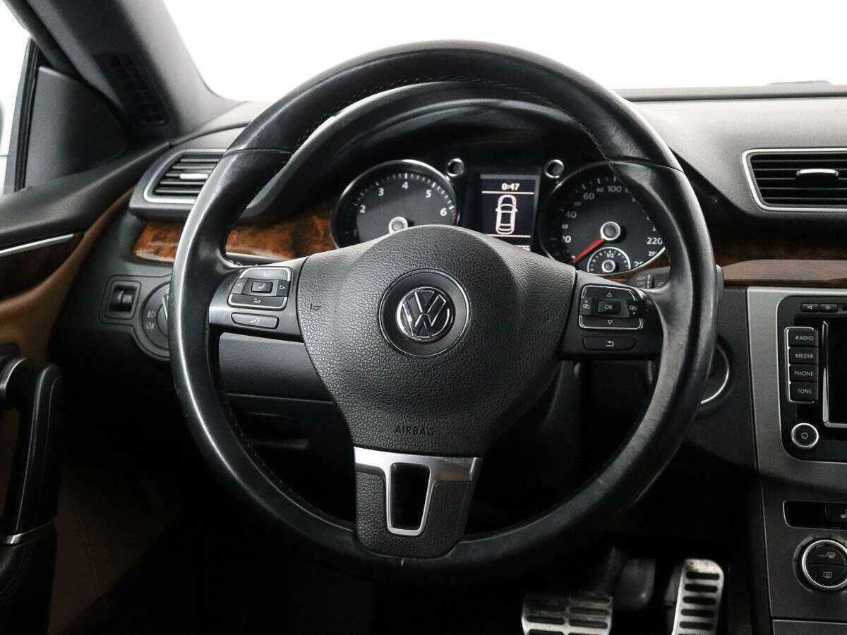 Volkswagen Passat CC б/у, 2012, Роботизированная. Фото: #12