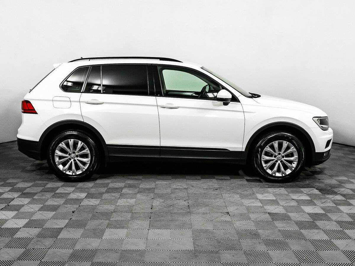 Volkswagen Tiguan б/у, 2018, Роботизированная. Фото: #3