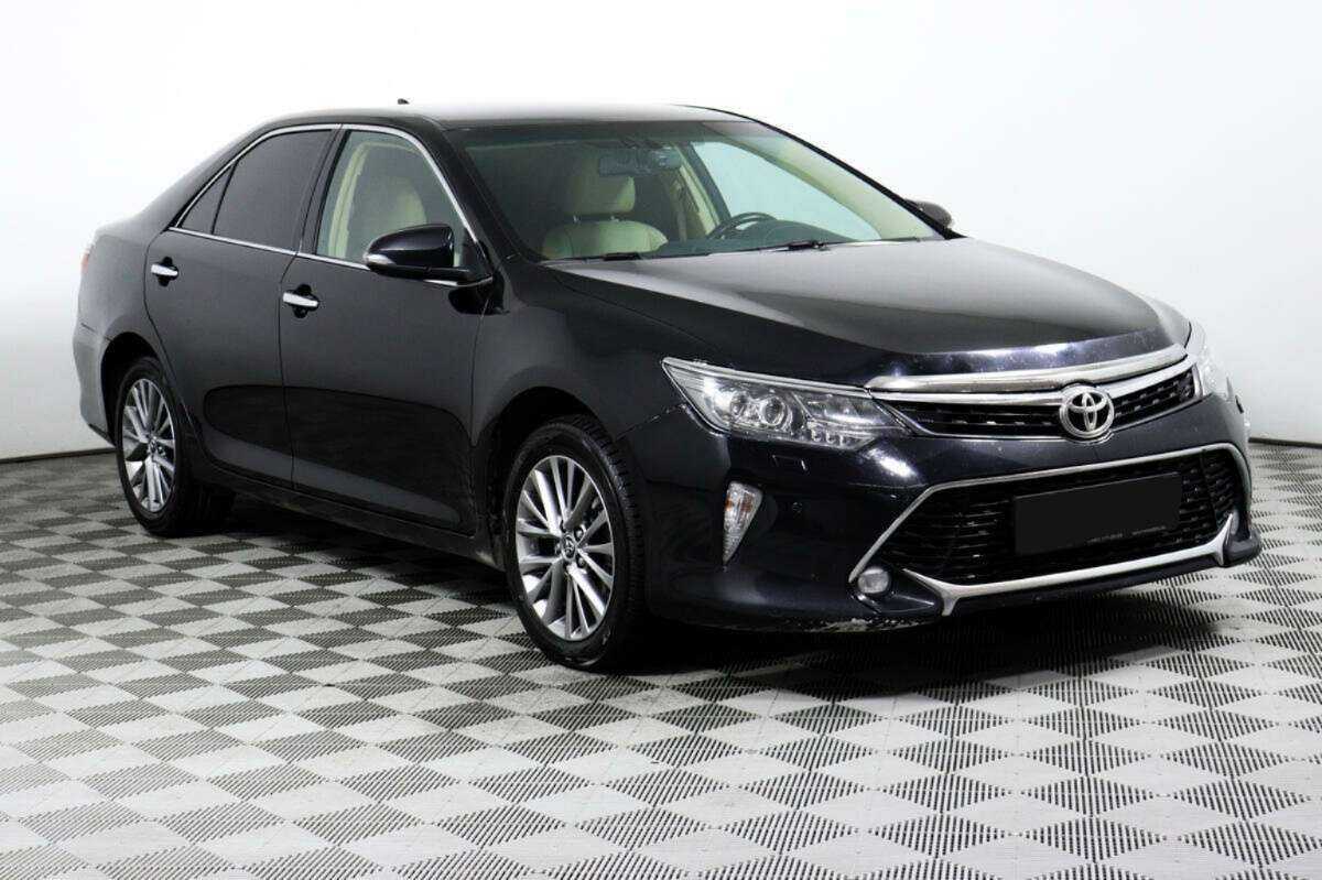 Toyota Camry б/у, 2017, Автоматическая. Фото: #2
