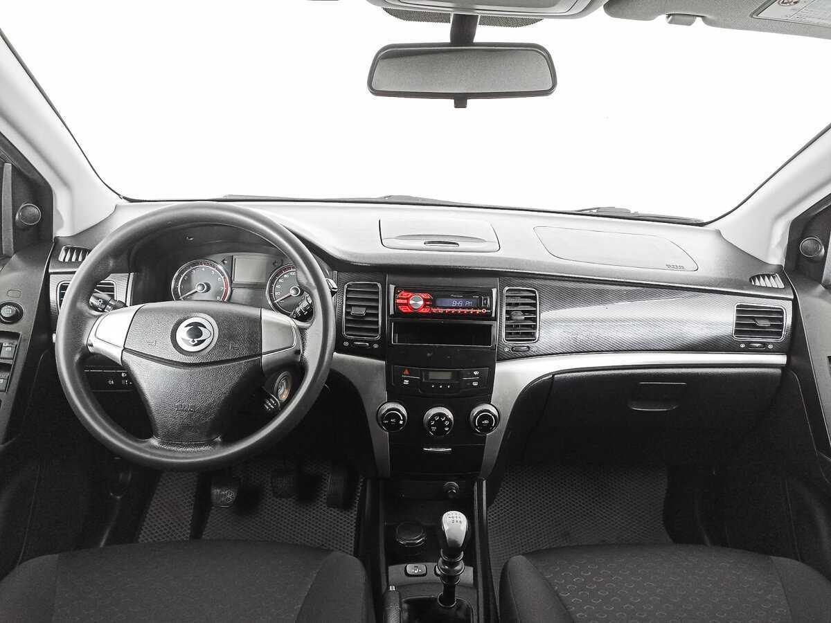 SsangYong Actyon б/у, 2013, Механическая. Фото: #10