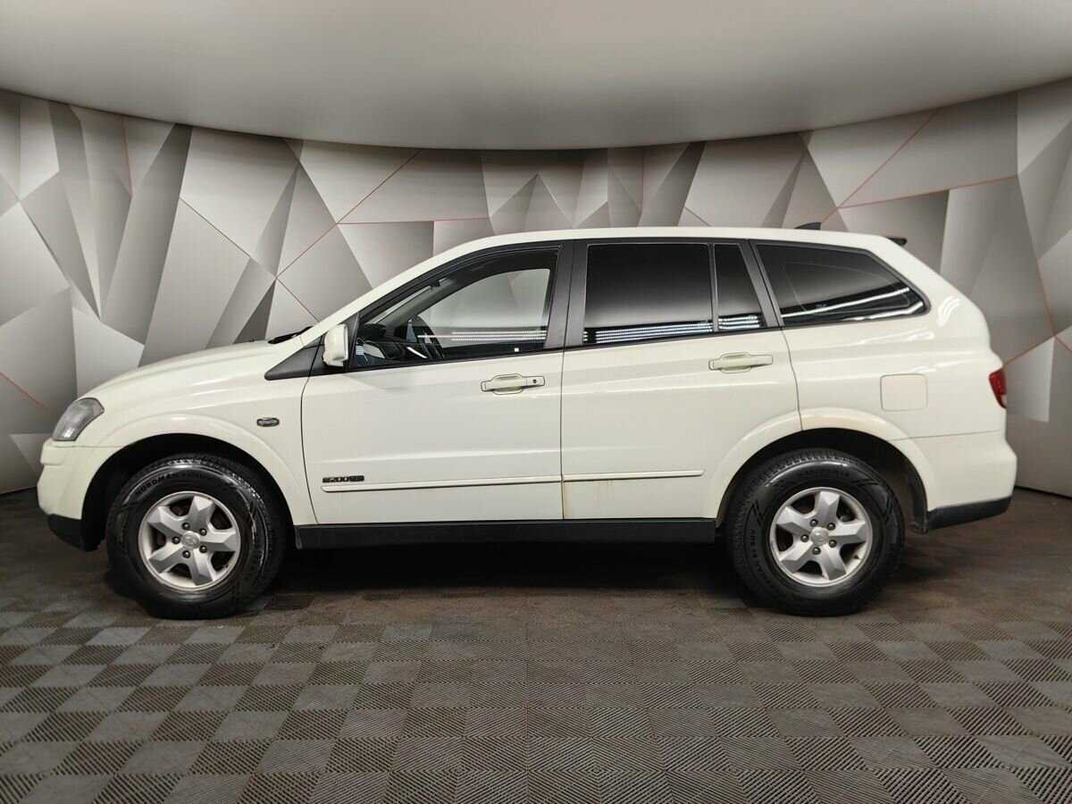 SsangYong Kyron б/у, 2014, Механическая. Фото: #4