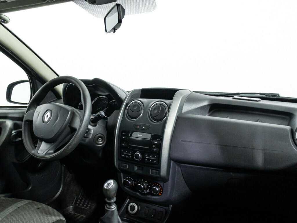 Renault Duster б/у, 2017, Механическая. Фото: #5