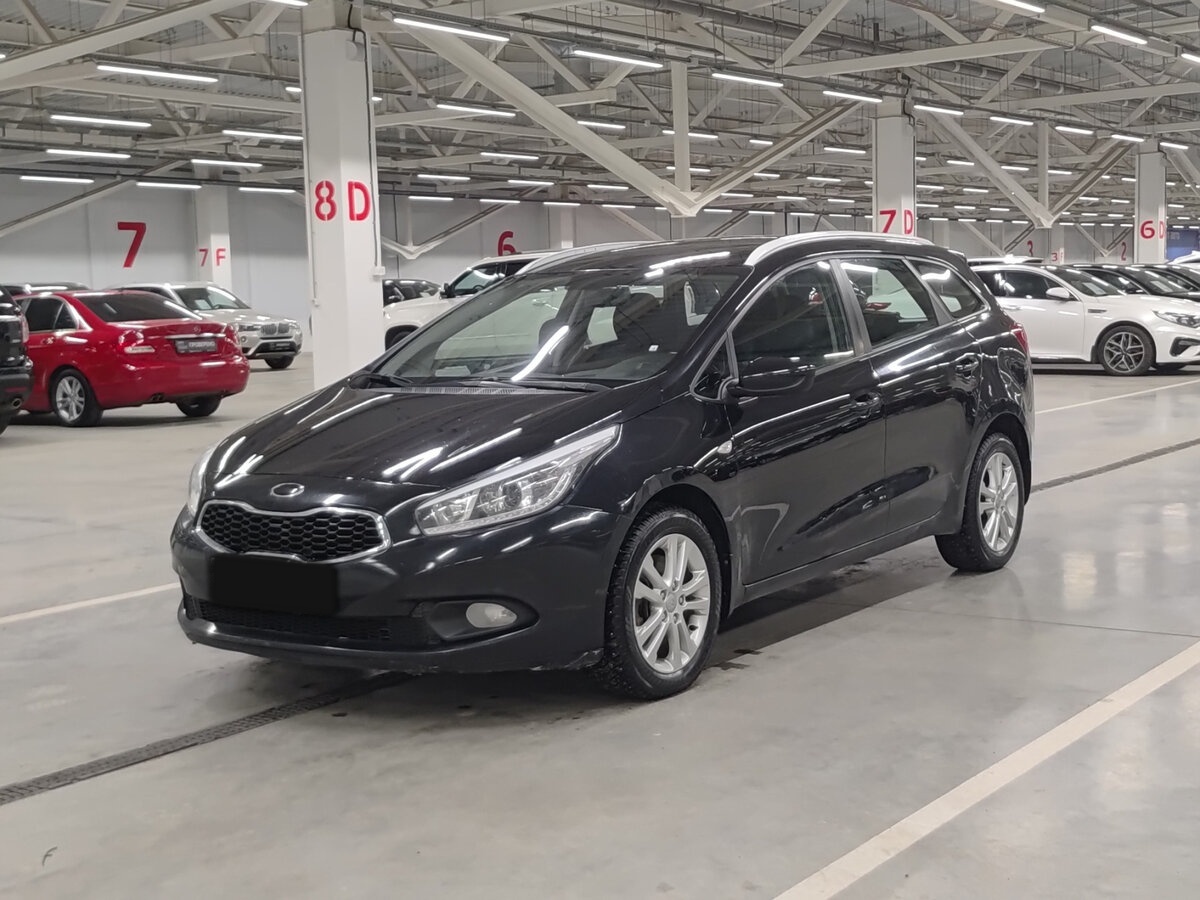 Kia Ceed б/у, 2013, Механическая. Фото: #0