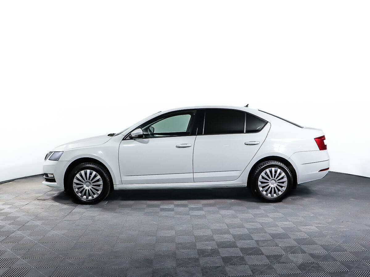 Skoda Octavia б/у, 2018, Автоматическая. Фото: #7