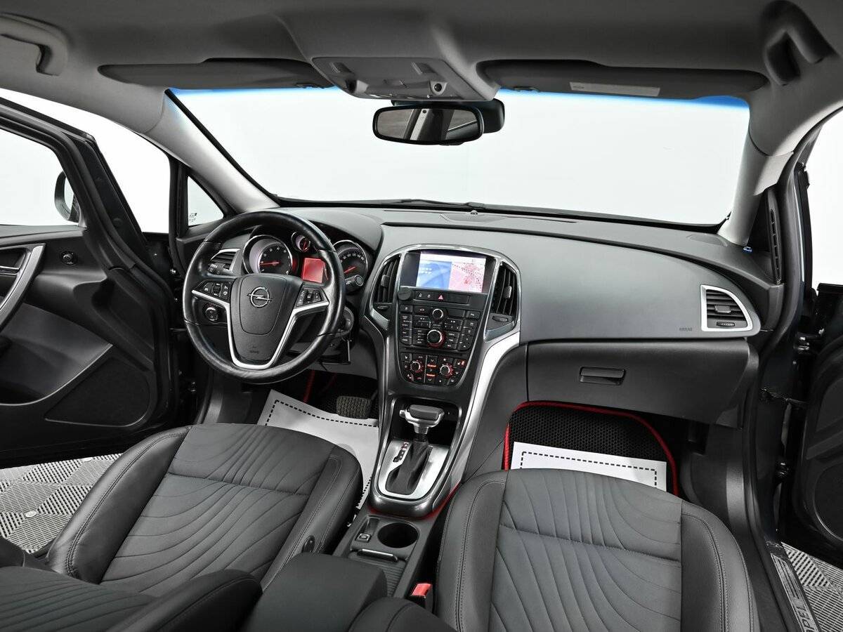Opel Astra б/у, 2013, Автоматическая. Фото: #11