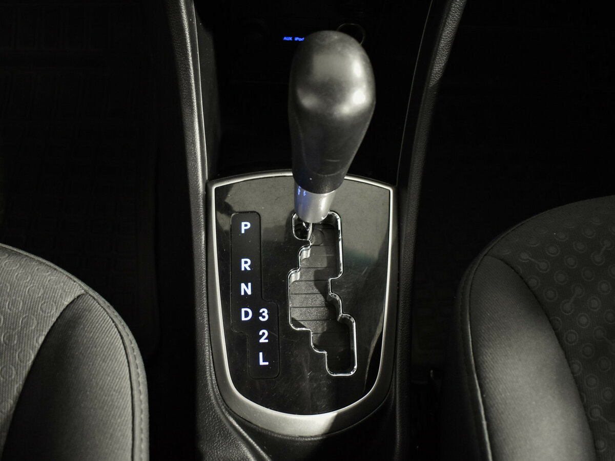 Hyundai Solaris б/у, 2012, Автоматическая. Фото: #15