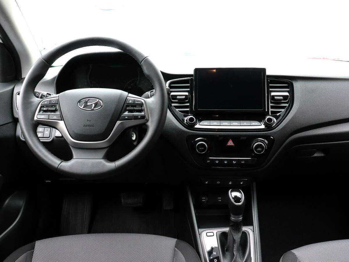 Hyundai Solaris б/у, 2021, Автоматическая. Фото: #8