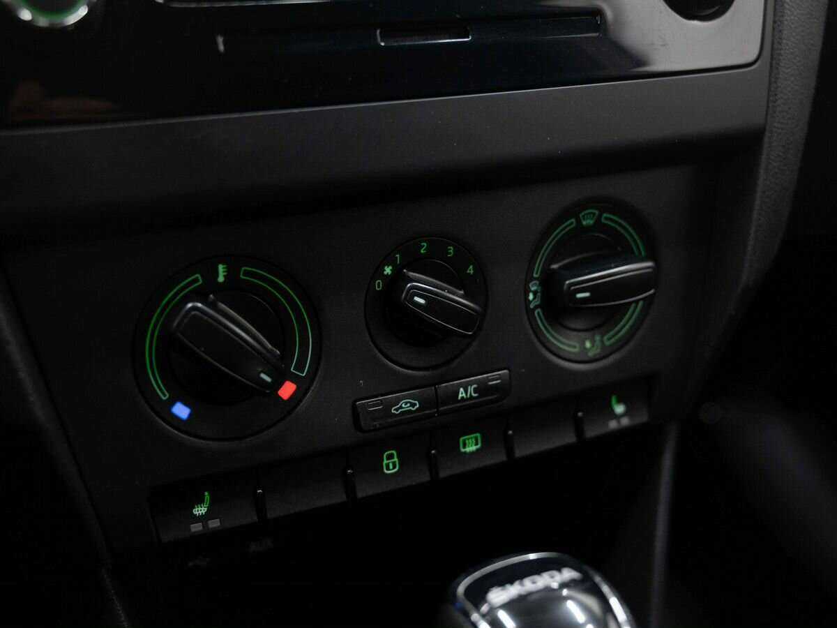 Skoda Rapid б/у, 2017, Автоматическая. Фото: #18