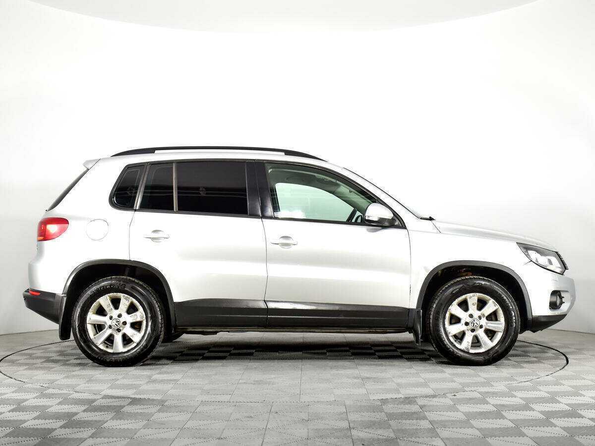 Volkswagen Tiguan б/у, 2012, Автоматическая. Фото: #3
