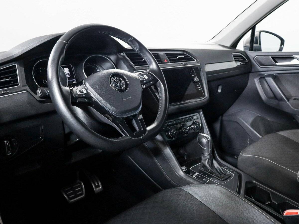 Volkswagen Tiguan б/у, 2018, Роботизированная. Фото: #10