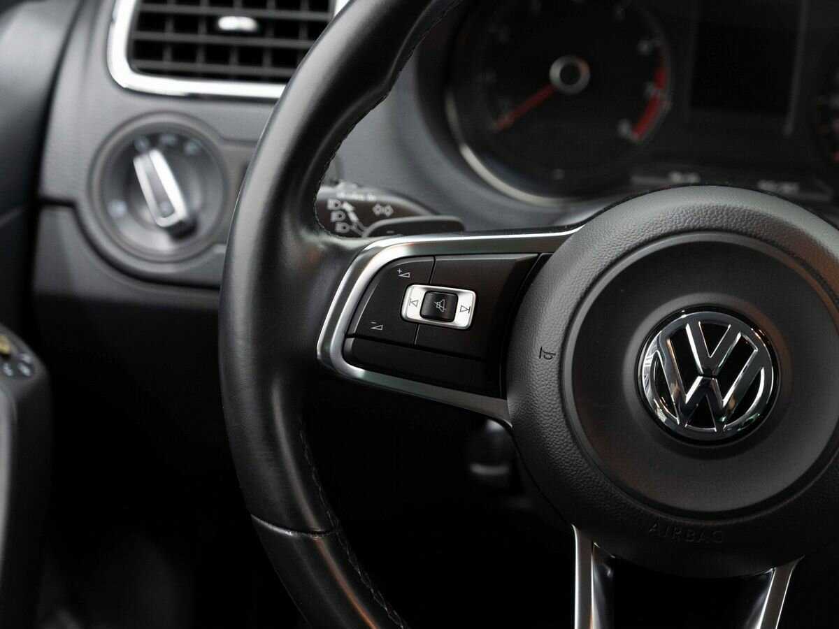Volkswagen Polo б/у, 2019, Роботизированная. Фото: #14
