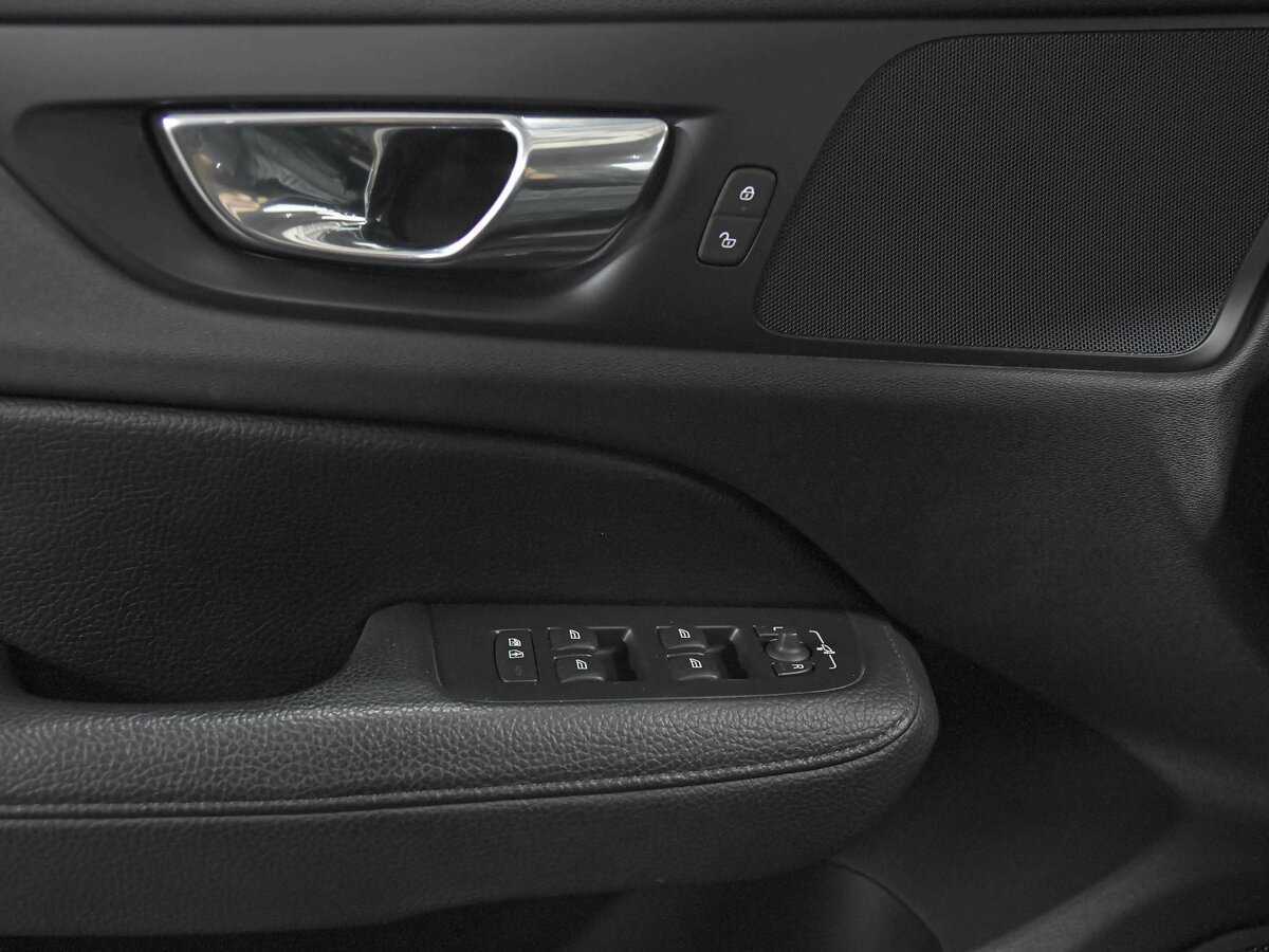 Volvo V60 б/у, 2020, Автоматическая. Фото: #11