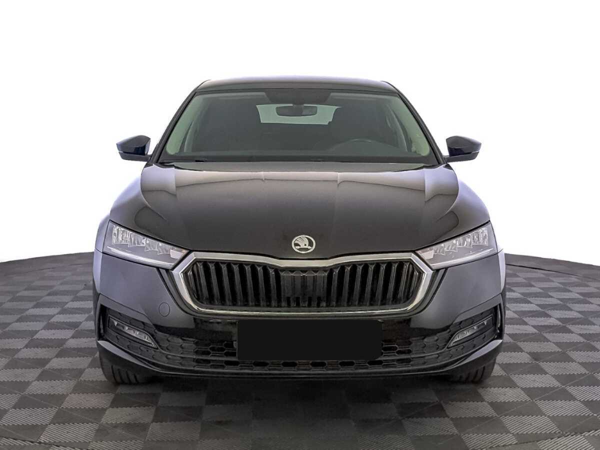 Skoda Octavia б/у, 2021, Механическая. Фото: #1