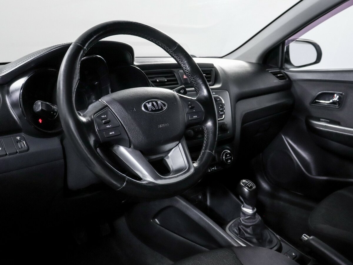 Kia Rio б/у, 2013, Механическая. Фото: #10