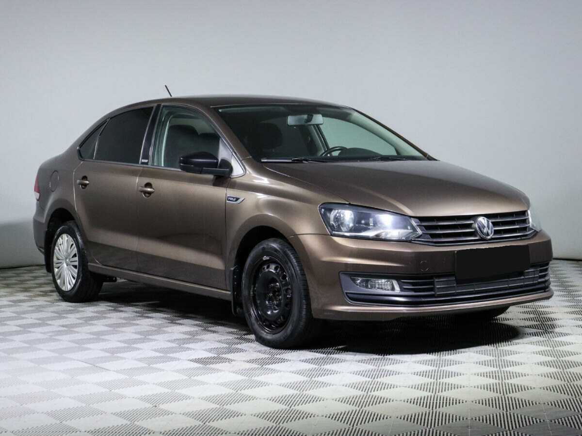 Volkswagen Polo б/у, 2017, Автоматическая. Фото: #2