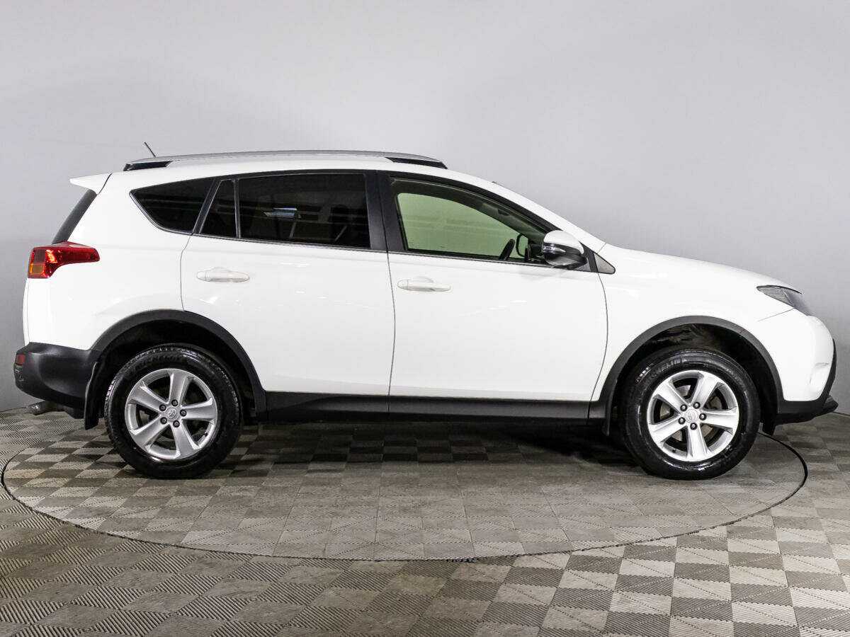 Toyota RAV4 б/у, 2013, Автоматическая. Фото: #3
